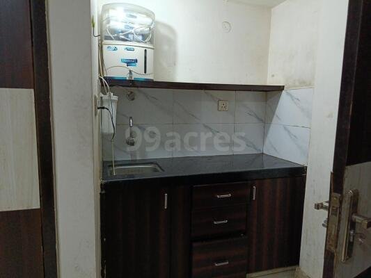 409229868M-1741164651846