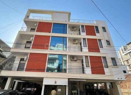 496754574M-1741164653700